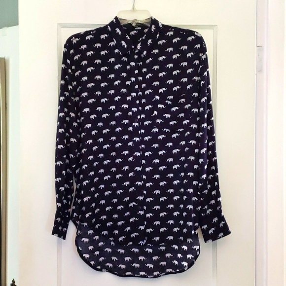 Blouse with elephant print - Picture 1 of 3